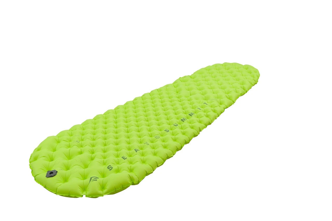 Sea To Summit Comfort Light Insulated Air Sleeping Pad - Unisex 4 Sea To Summit Comfort Light Insulated Air Sleeping Pad - Unisex - Image 2