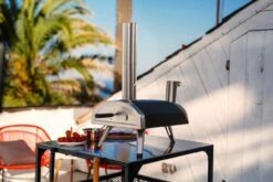 Ooni Fyra 12 Wood Pellet Pizza Oven -Outdoor Gear Shop image 2897